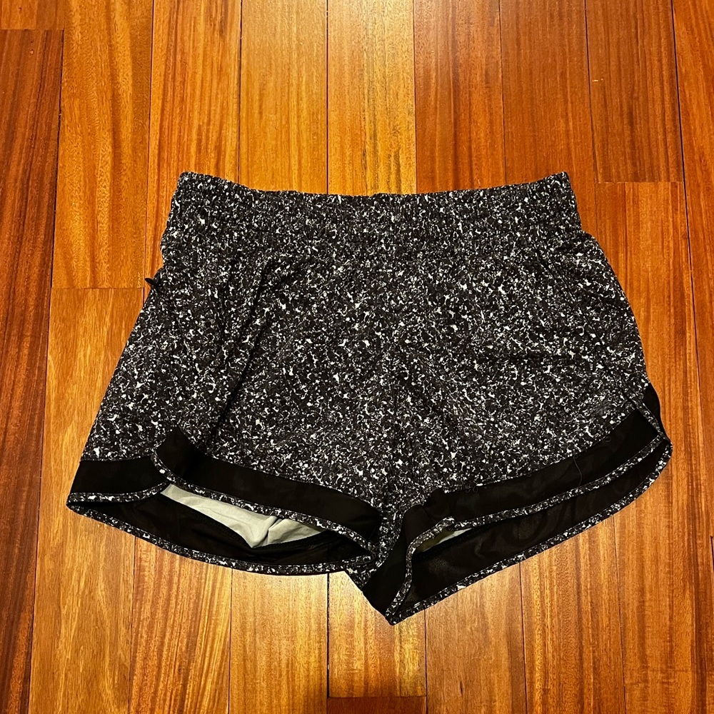 Athleta Racer Run Short - Picture 2 of 4